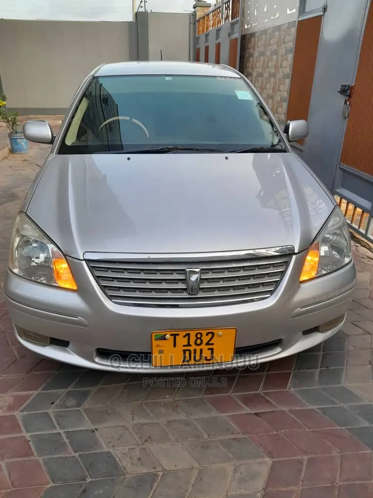 Toyota Premio 2002 Silver