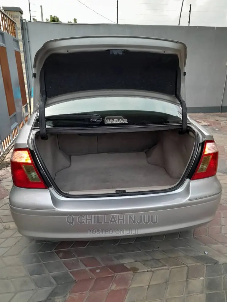 Toyota Premio 2002 Silver