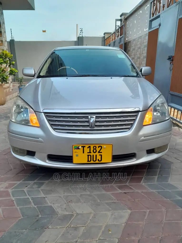Toyota Premio 2002 Silver