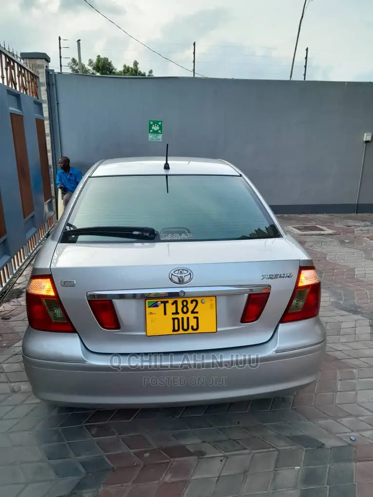 Toyota Premio 2002 Silver