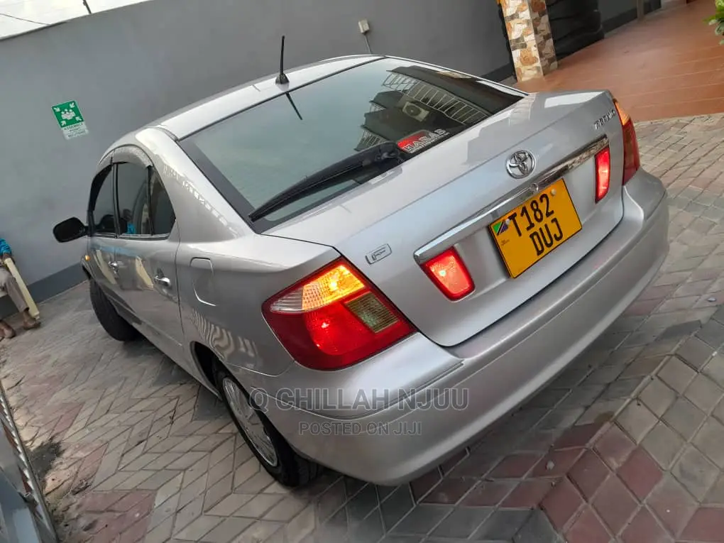 Toyota Premio 2002 Silver