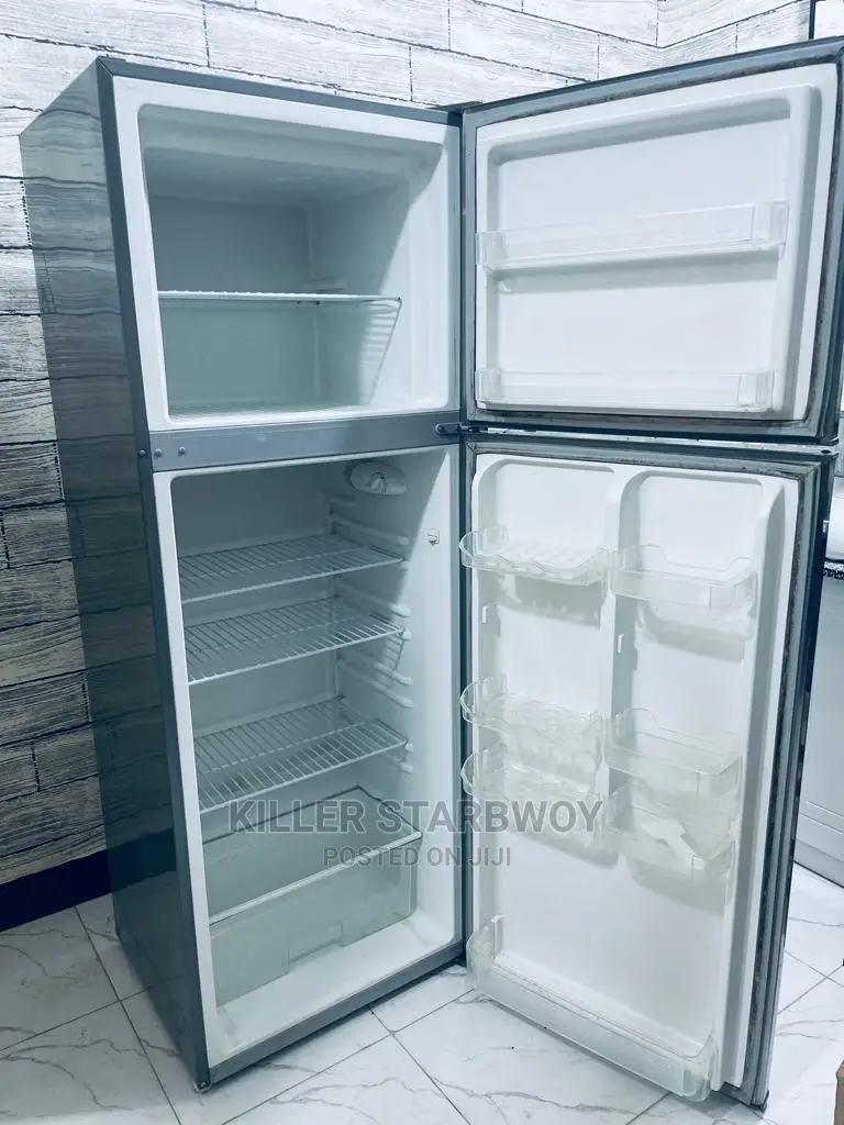 Kubwa Sana Hili Fridge