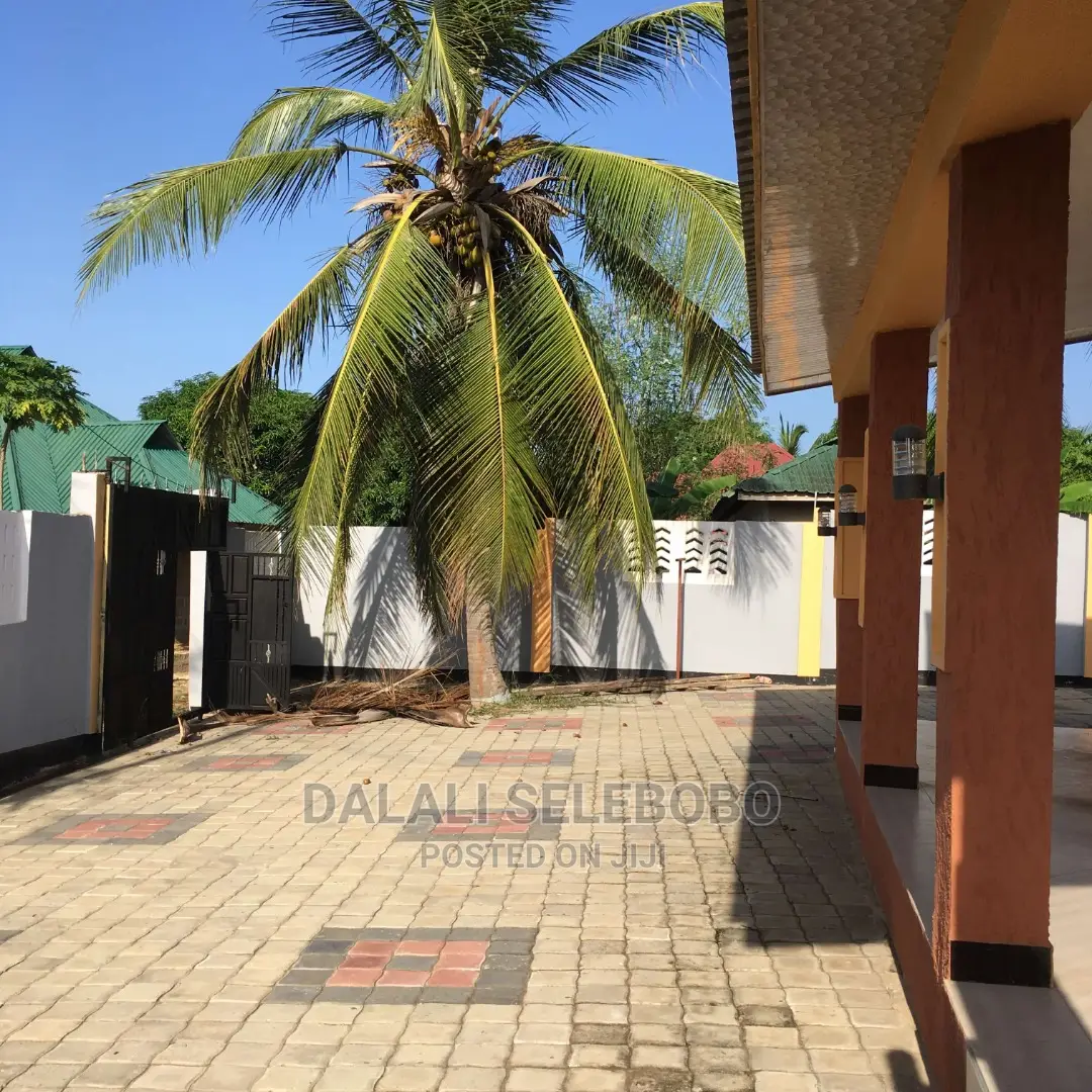 3bdrm Bungalow in Bunju Usalama for Sale