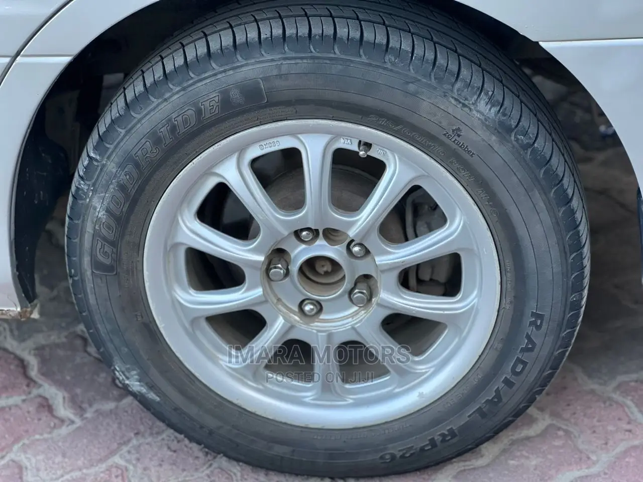 Toyota Alphard 2004