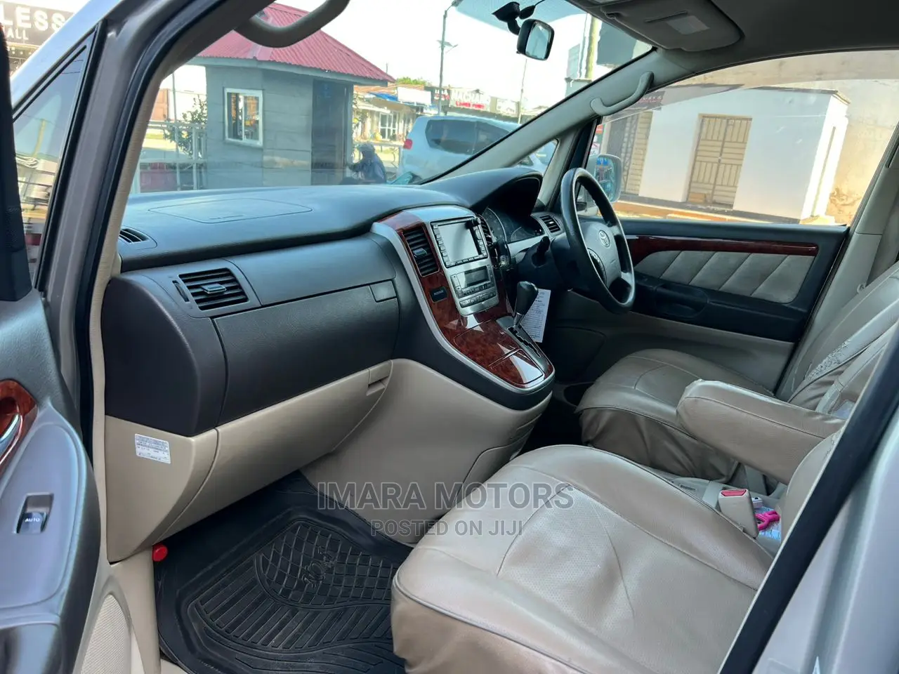 Toyota Alphard 2004