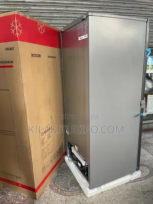 Solstar Refrigerator 648L