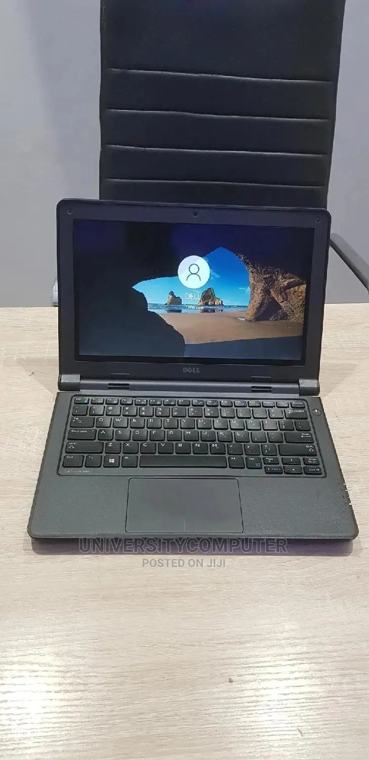Laptop Dell Latitude 3189 4GB Intel Core 2 Duo HDD 500GB