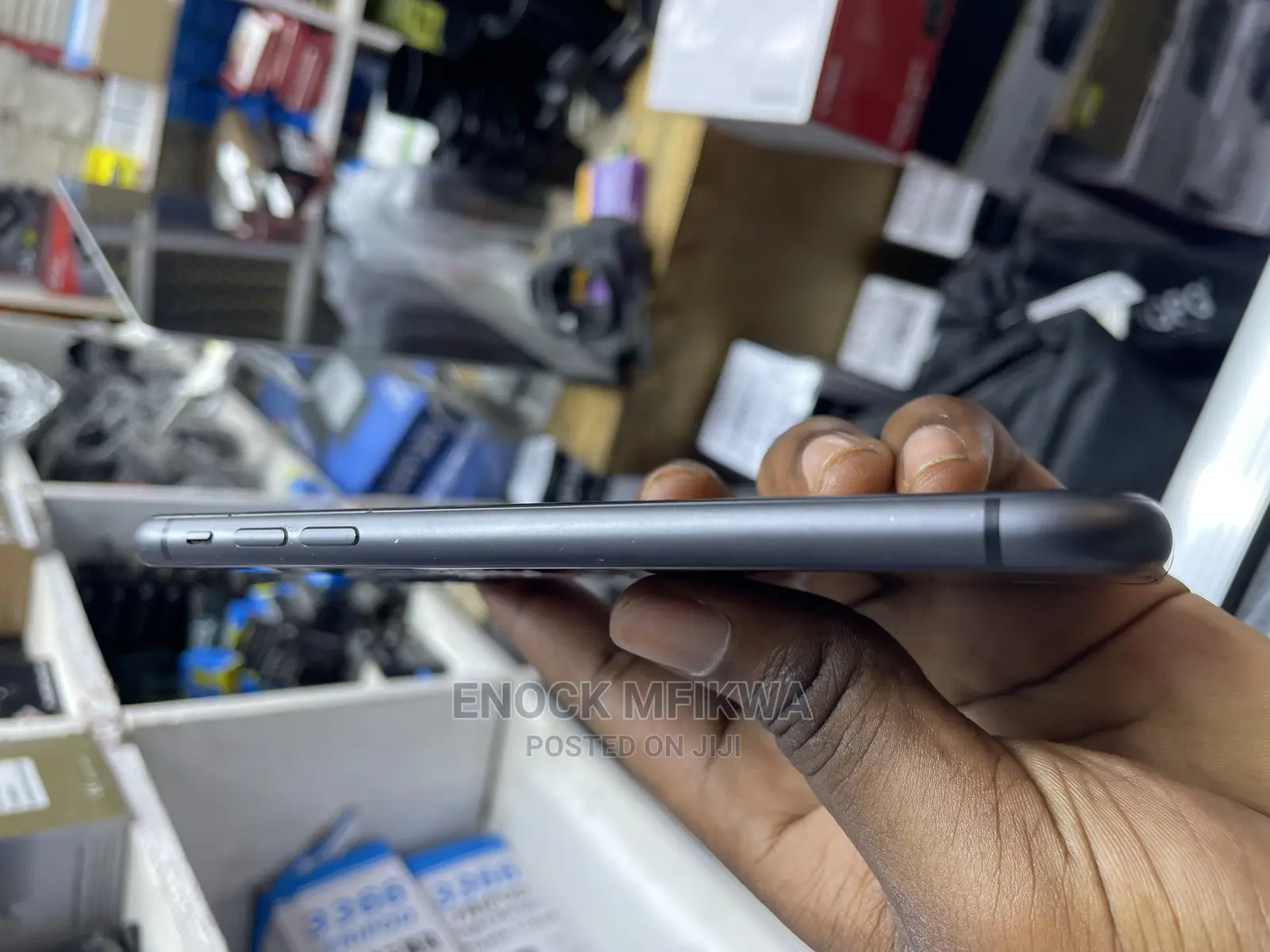 Apple iPhone 11 64 GB Black
