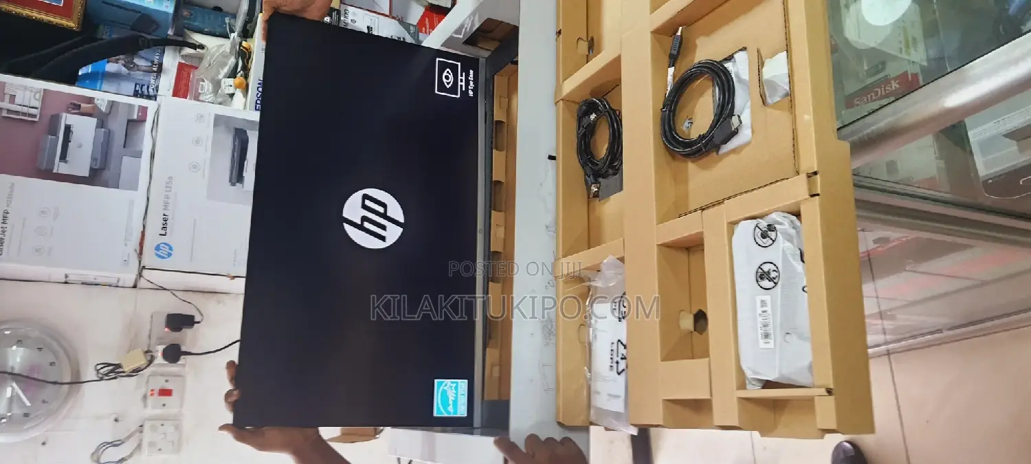 HP Slim Diagonal Monitor Inch 32