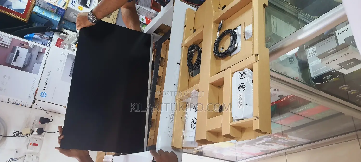 HP Slim Diagonal Monitor Inch 32