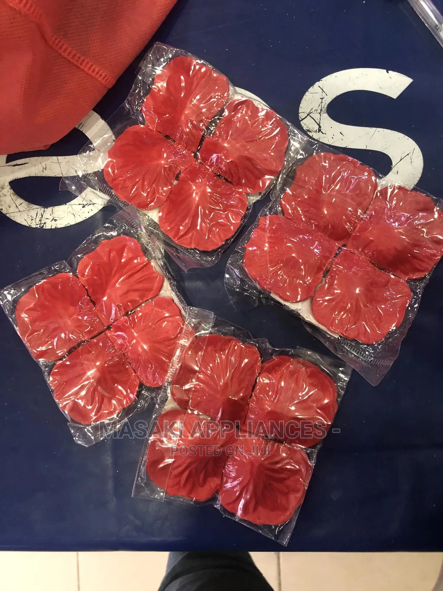 Artificial Valentine’S Red Rose Petals Date Birthday Event