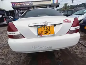 Toyota Mark II Qualis 2001 White