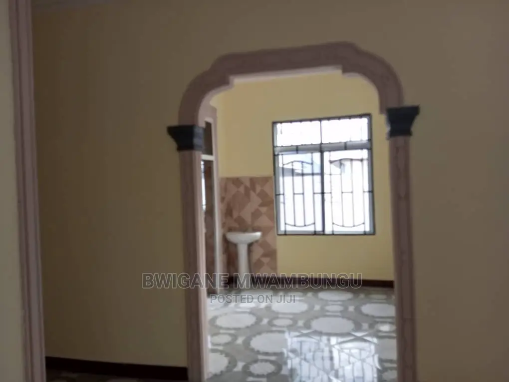 Furnished 6bdrm Apartment in Chamazi Kwa Mkongo, Mbagala for Sale