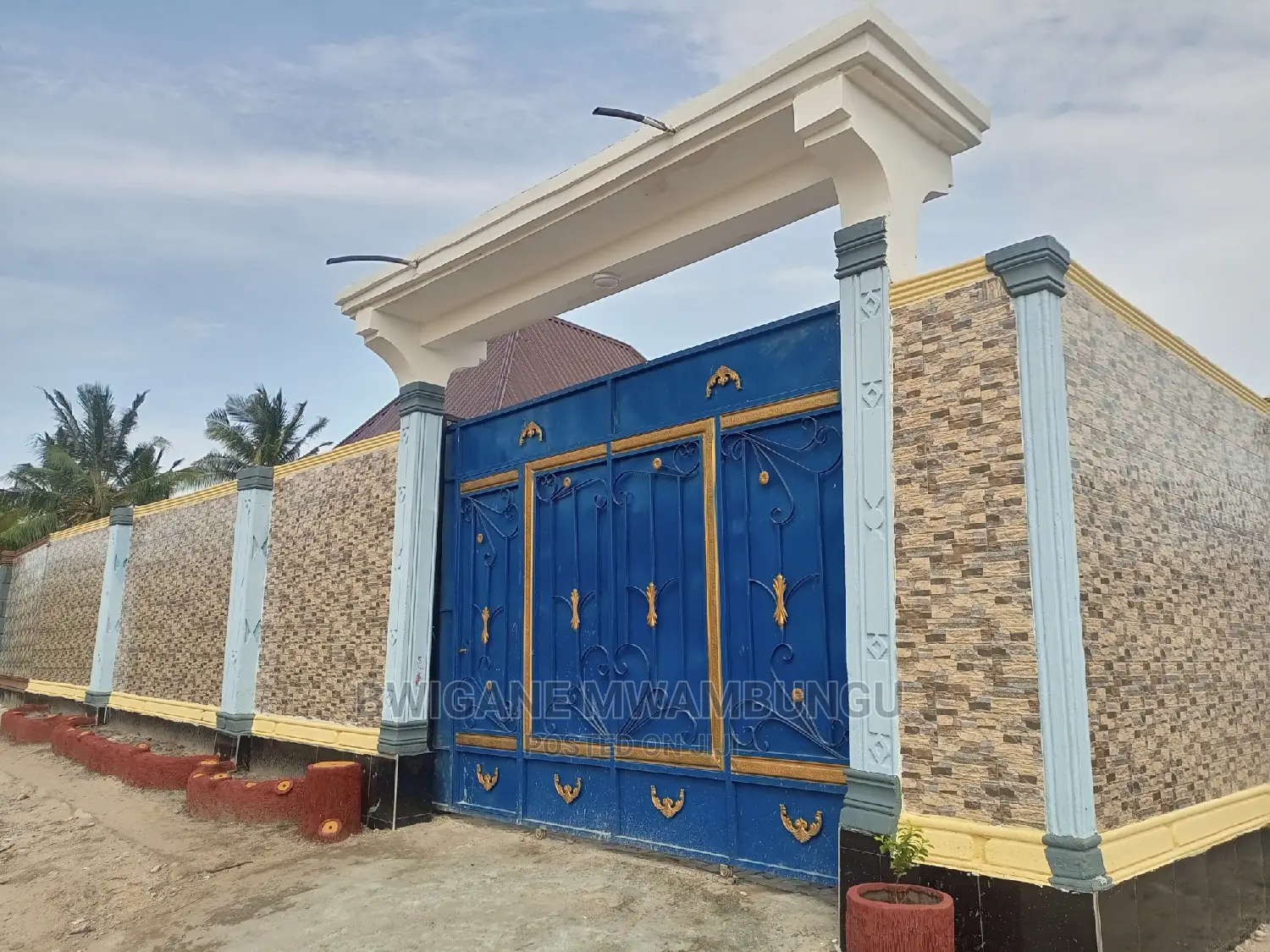 Furnished 6bdrm Apartment in Chamazi Kwa Mkongo, Mbagala for Sale