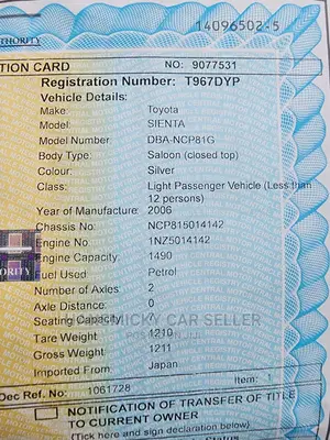 Toyota Sienta 2005 Silver