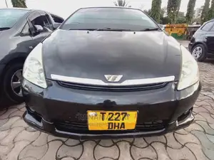 Toyota Wish 2004 Black