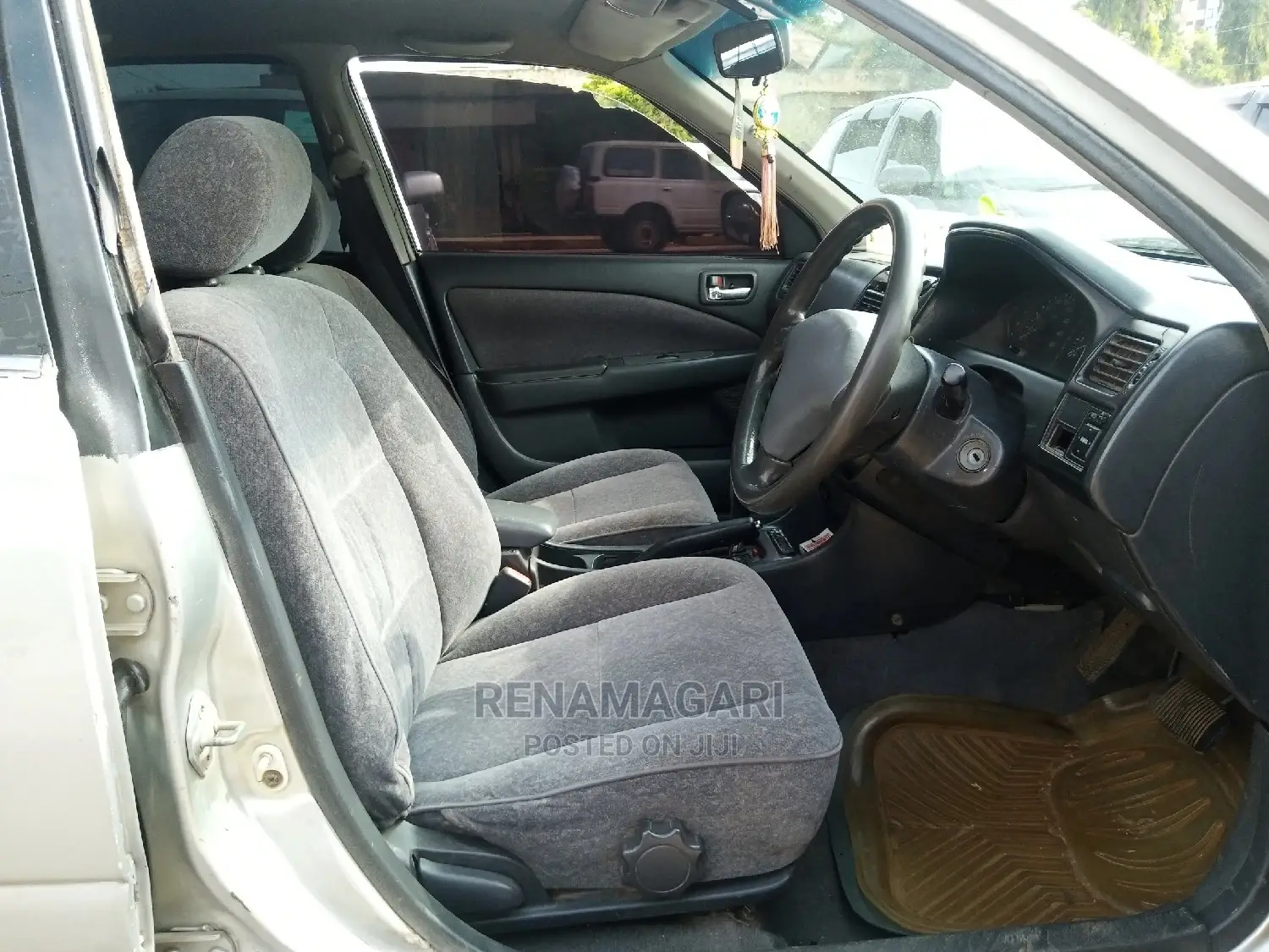 Toyota Carina 2001 Silver