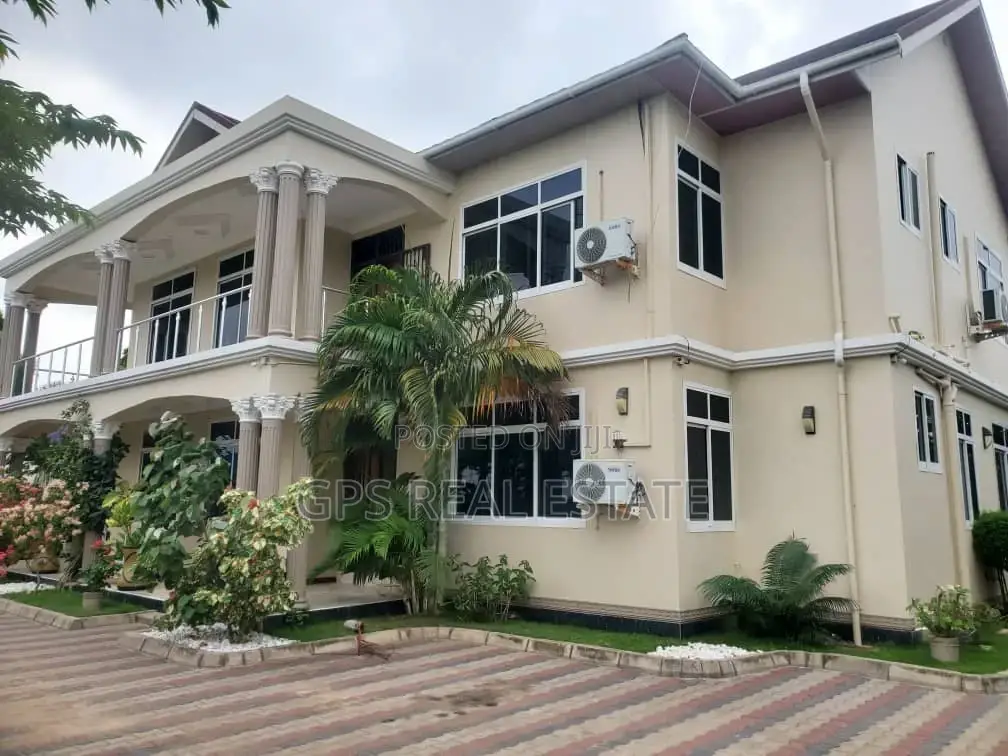 5bdrm Bungalow in Mbezi Beach Juu, Kinondoni for Sale