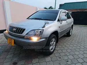 Toyota Harrier 2006 Silver