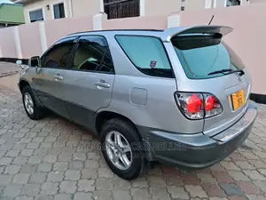 Toyota Harrier 2006 Silver