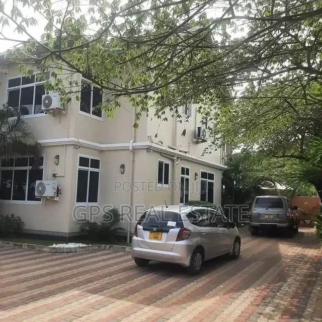 4bdrm Mansion in Bunju, Kinondoni for Sale