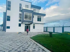 5bdrm Mansion in Kunduchi, Kinondoni for Sale