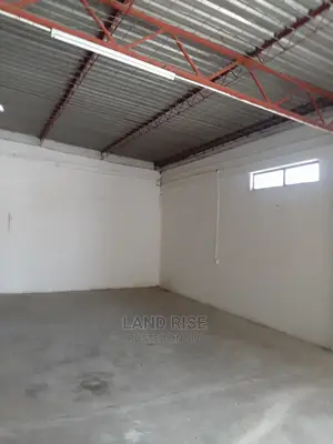 Warehouse 150 Sqm Mandela Rd