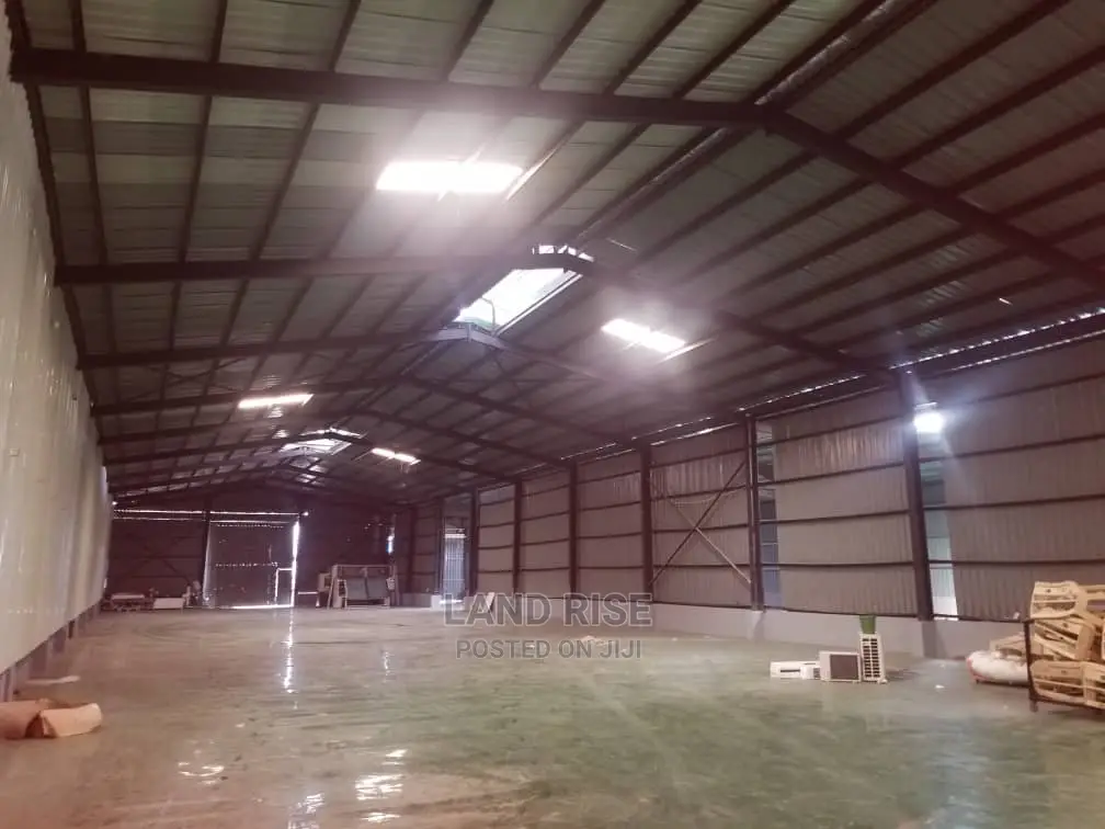 Warehouse in Zinga