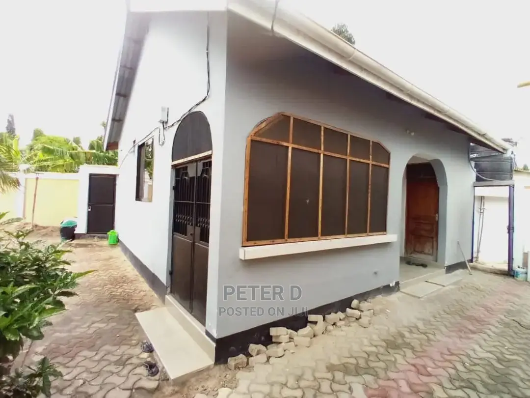 1bdrm Apartment in Kimara for Rent