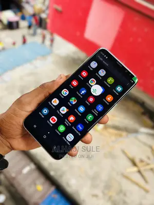Samsung Galaxy S8 Plus 64 GB Gold