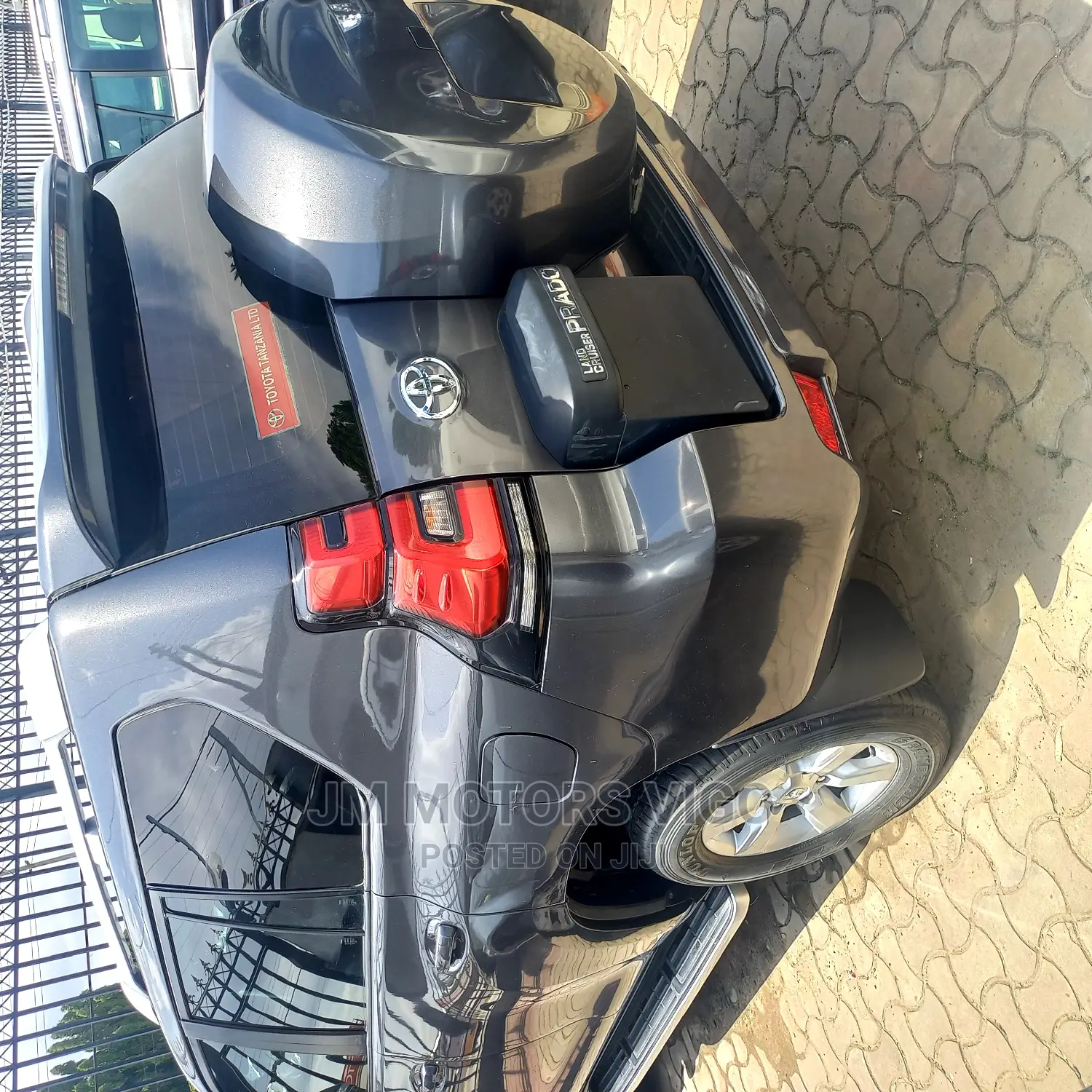 Toyota Land Cruiser Prado 2018 Gray