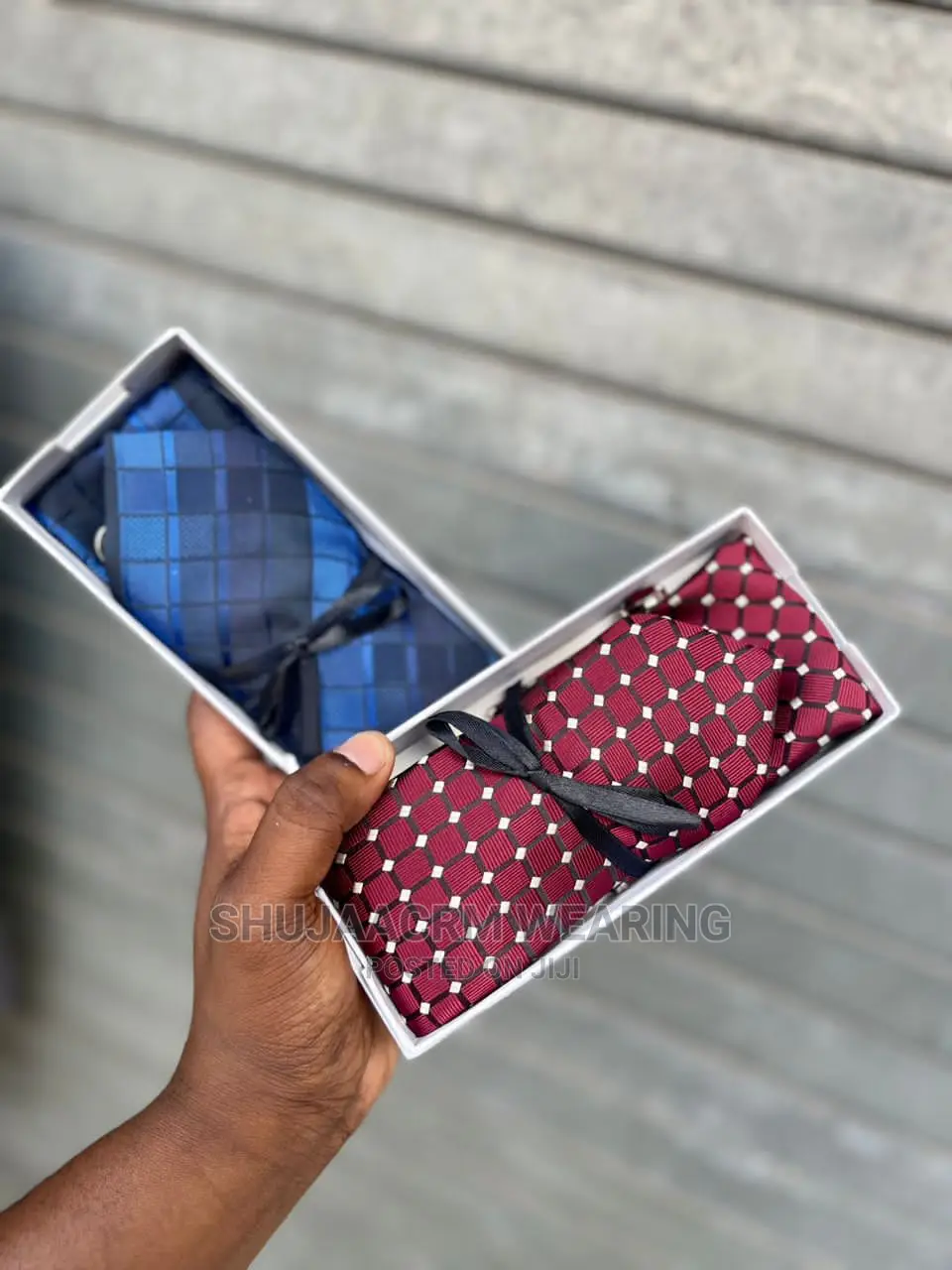 Pocket Square Tai