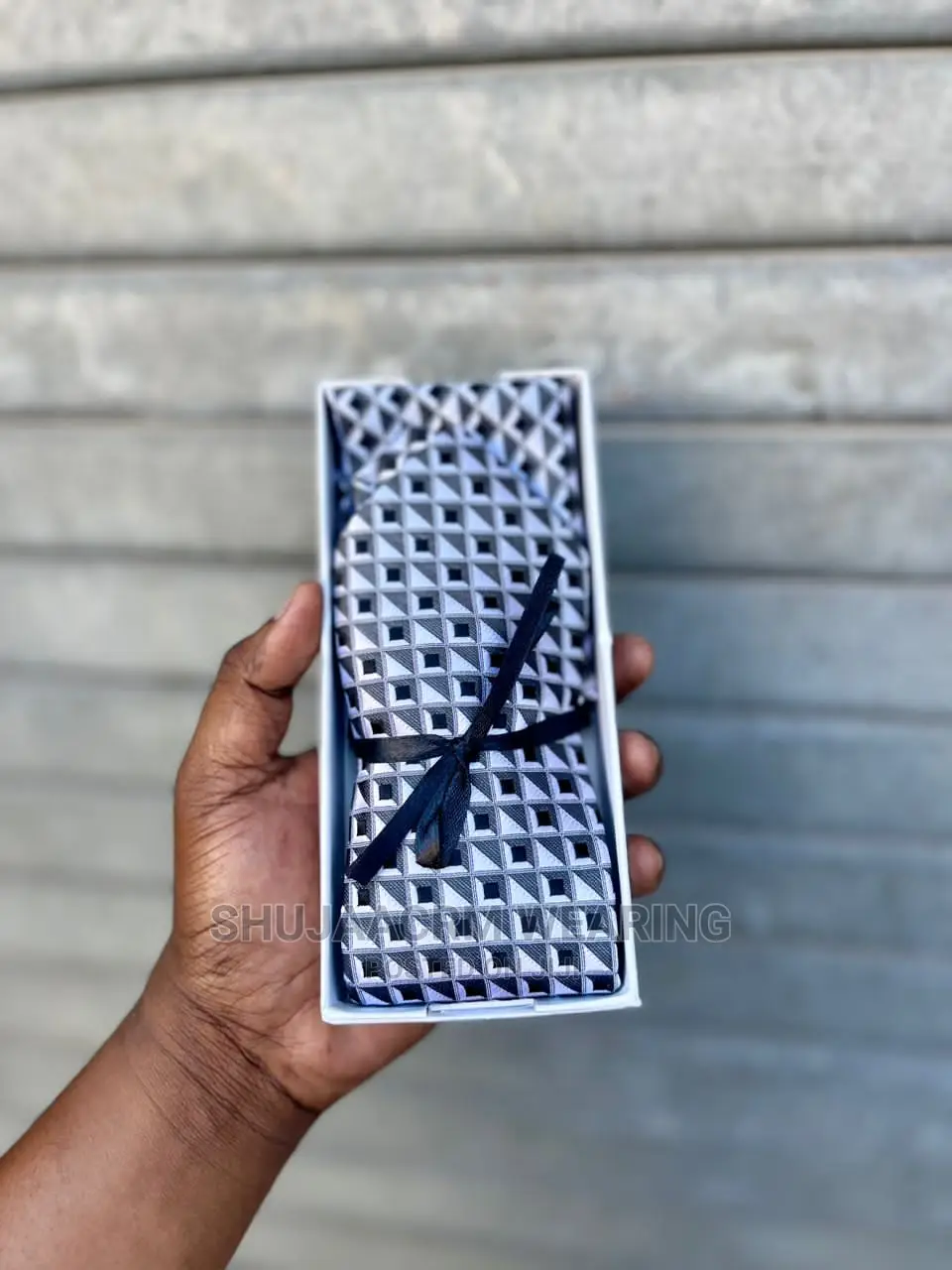 Pocket Square Tai