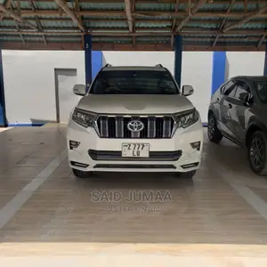 Toyota Land Cruiser Prado 3.0 D-4D (190 Hp) 7 seats 2014 White
