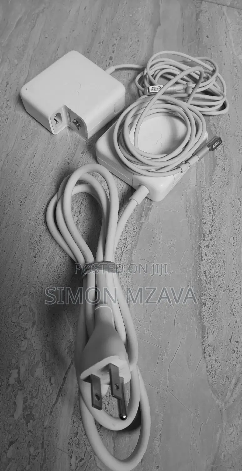 Macbook Power Adapter 45watts, 85watts