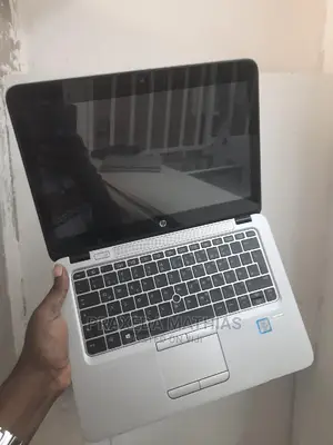 Laptop HP EliteBook 820 G3 8GB Intel Core I5 HDD+SSD 512GB