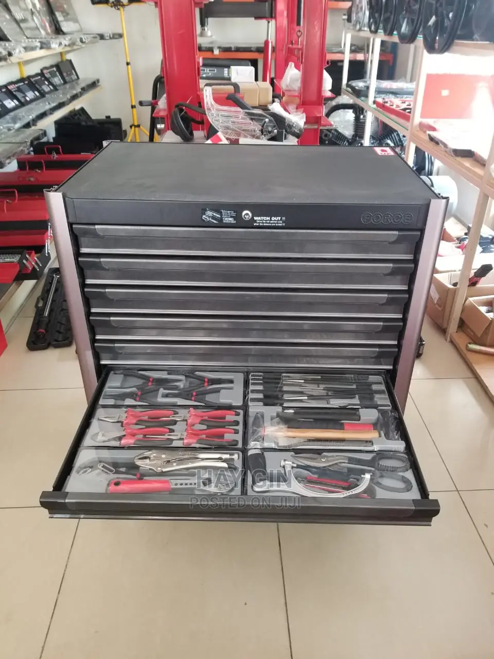 Force Service Tool Set Cabinet