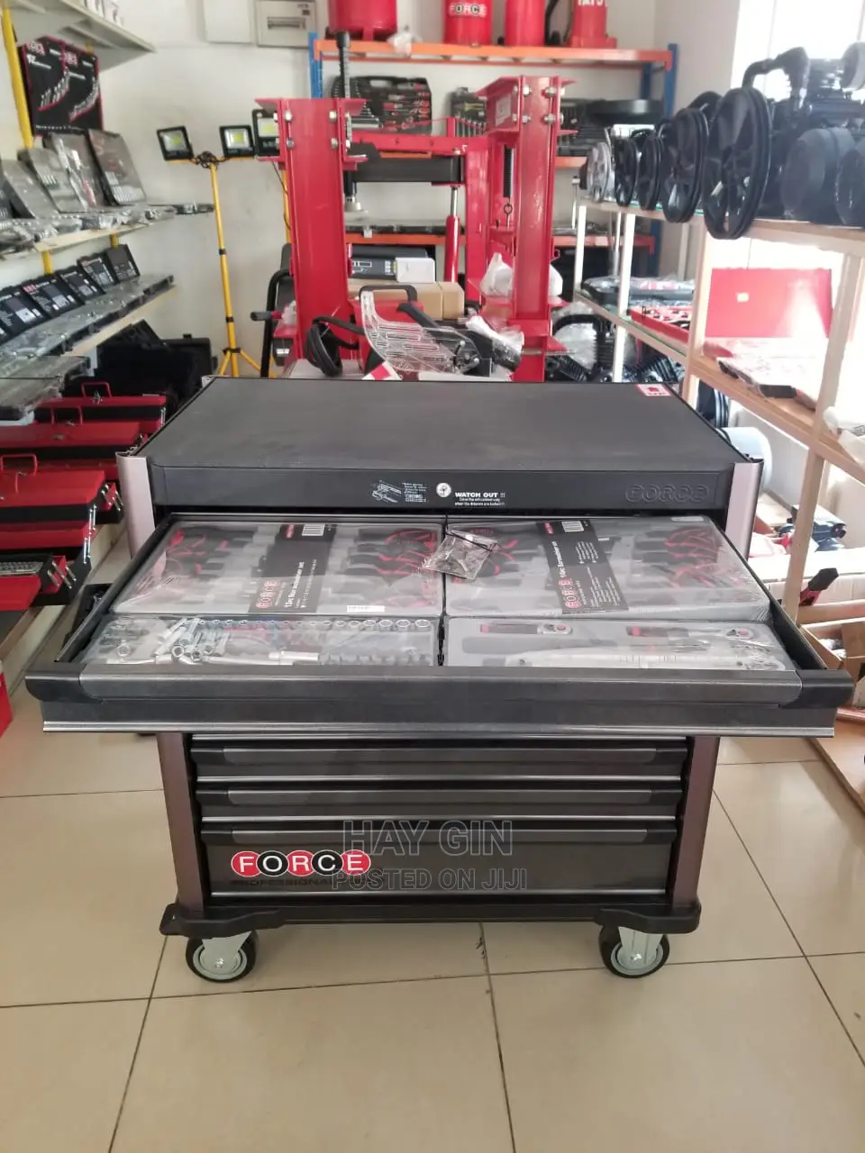 Force Service Tool Set Cabinet