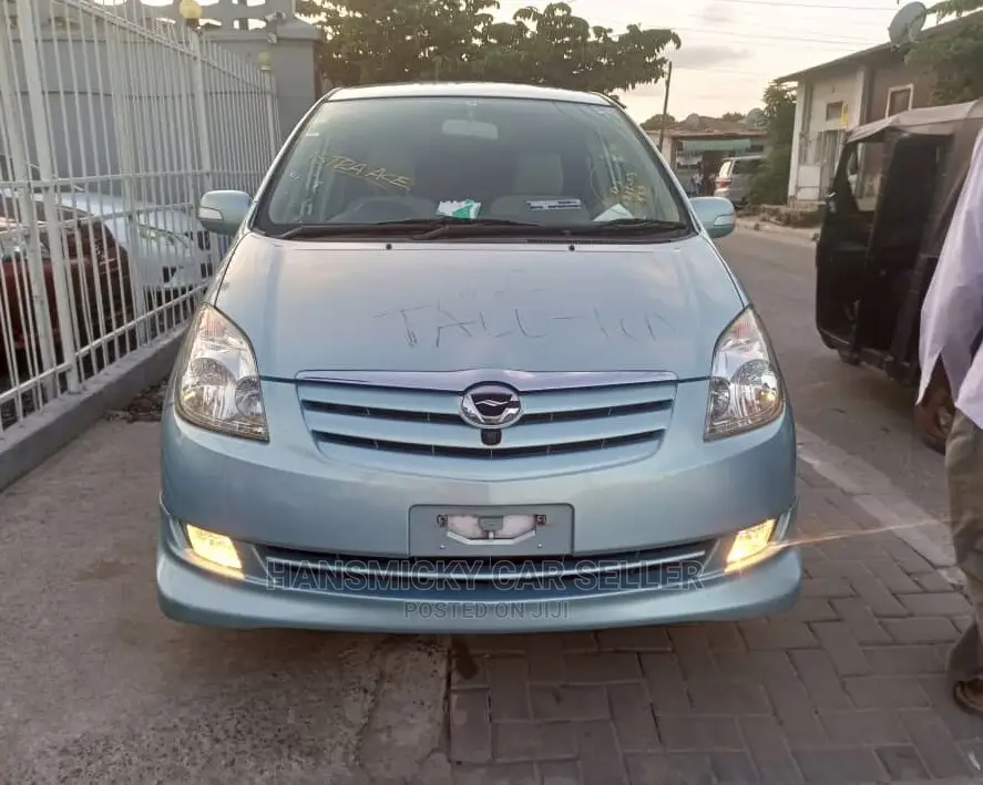 Toyota Corolla Spacio 2006 Blue