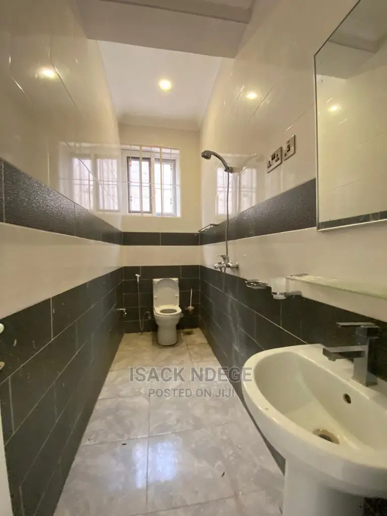 4bdrm House in Mbweni, Kinondoni for Sale