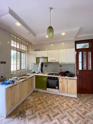 4bdrm House in Mbweni, Kinondoni for Sale