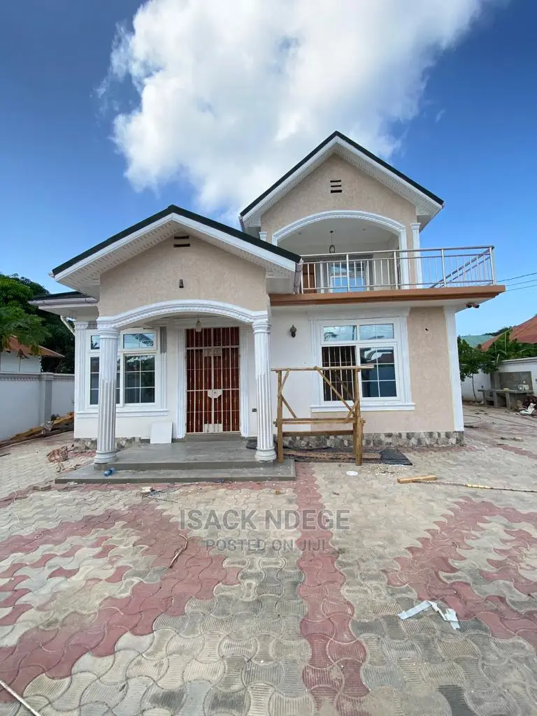 4bdrm House in Mbweni, Kinondoni for Sale