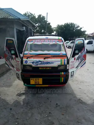 Suzuki Carry Bomba Inauzwa