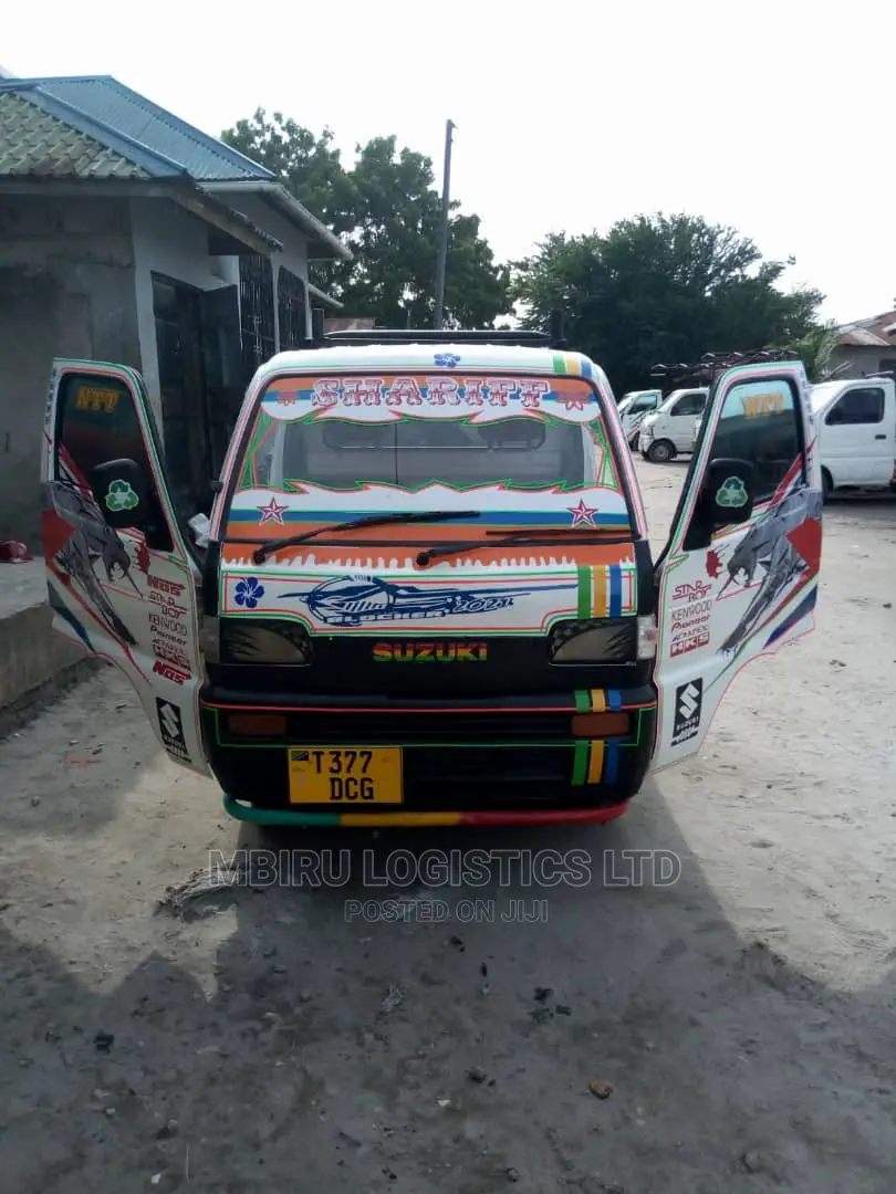 Suzuki Carry Bomba Inauzwa