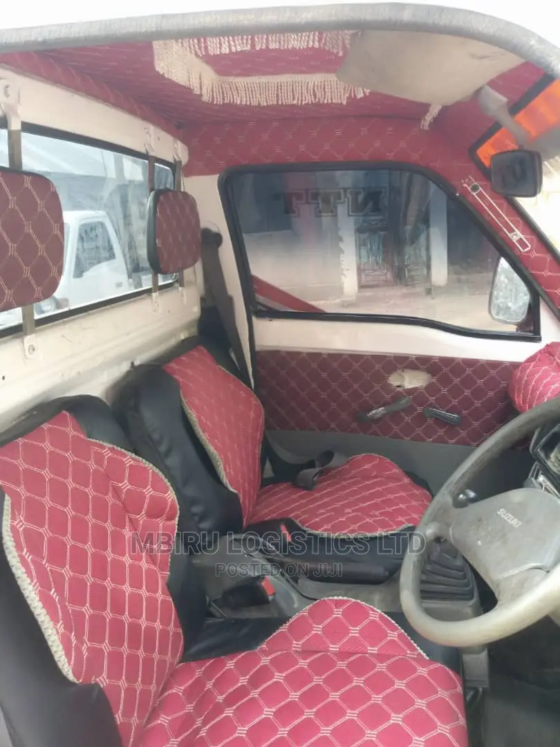 Suzuki Carry Bomba Inauzwa