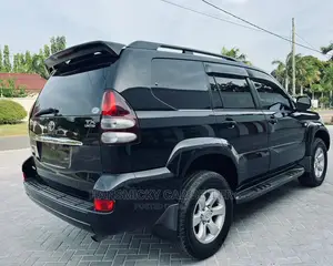Toyota Land Cruiser 2006 Black