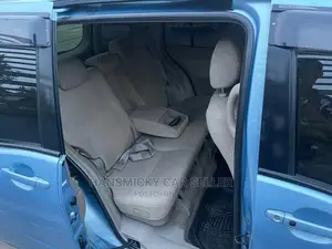 Toyota Raum 2006 Blue