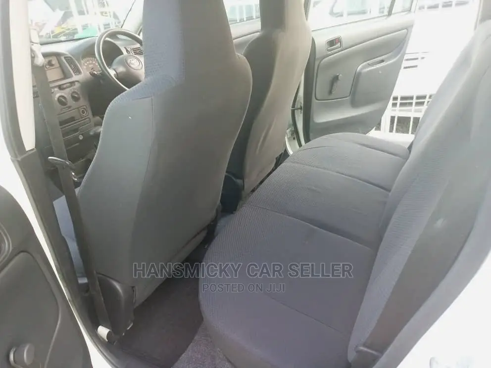 Toyota Probox 2006 White