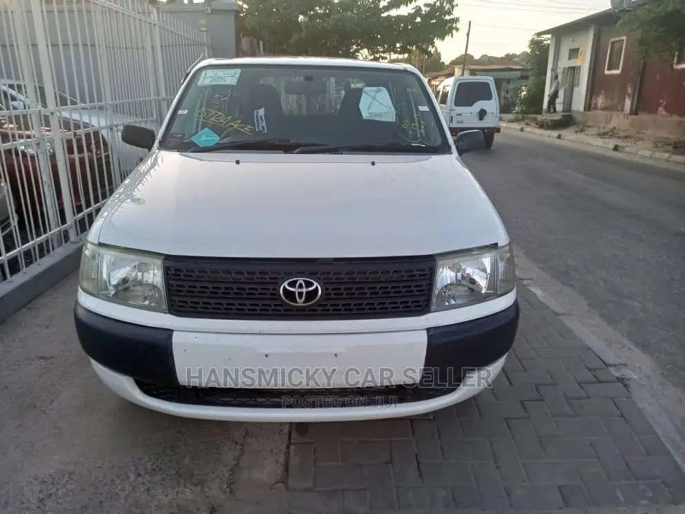 Toyota Probox 2006 White