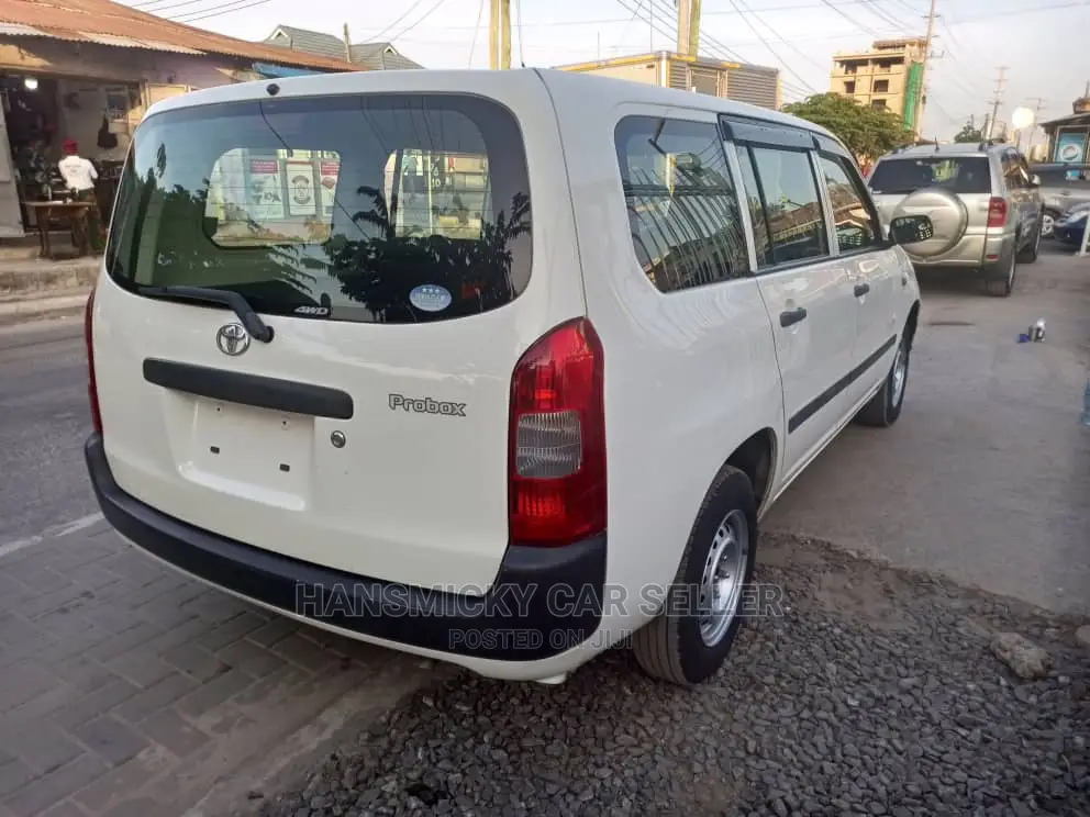 Toyota Probox 2006 White